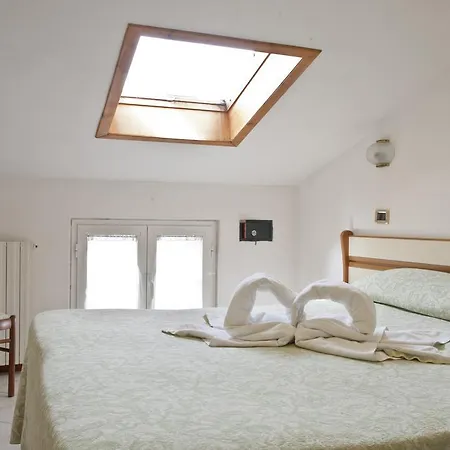 I 4 Assi Ξενοδοχείο Βιαρέτζιο