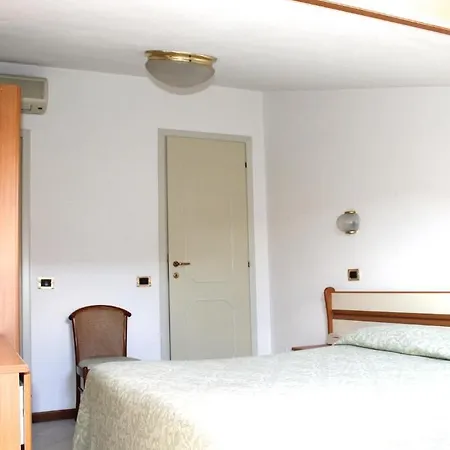 I 4 Assi Ξενοδοχείο