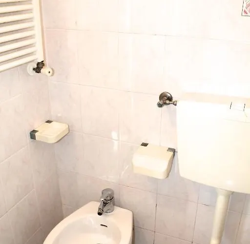 I 4 Assi Ξενοδοχείο *